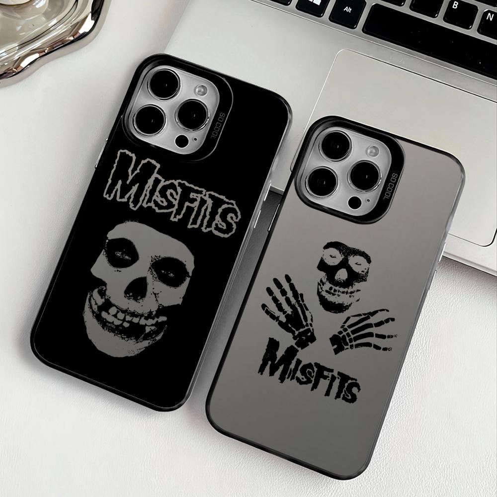 Apple Iphone 15 Pro Max - Чехол Misfits для iPhone 17 16